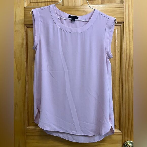 J. Crew lilac color size 0 spring and summer flowy cap sleeve blouse - Picture 1 of 5